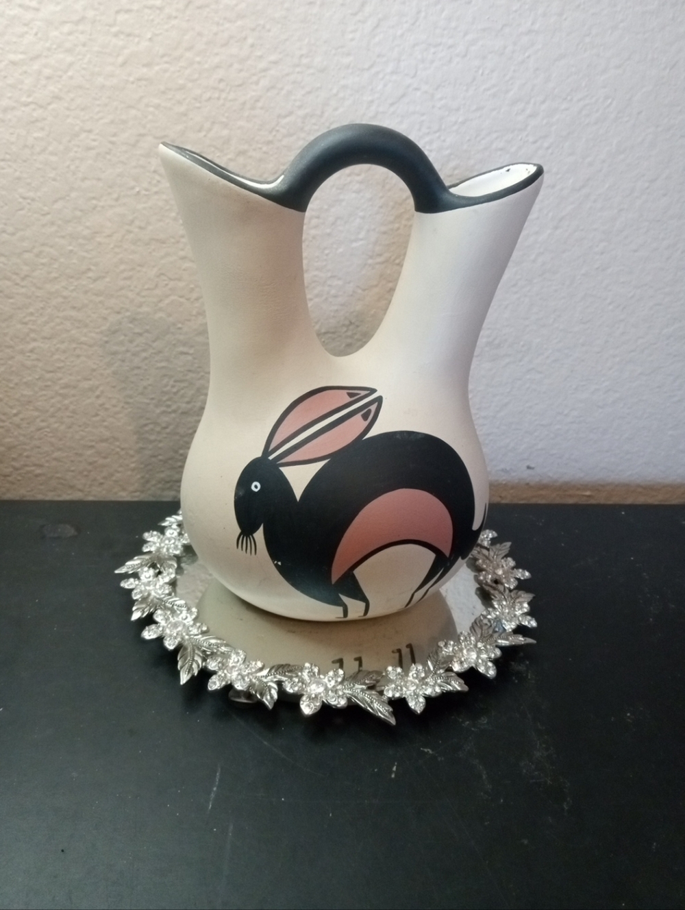 EXQUISITE Mimbres style Rabbit Kopa Pottery from Arizona 8" Wedding Vase